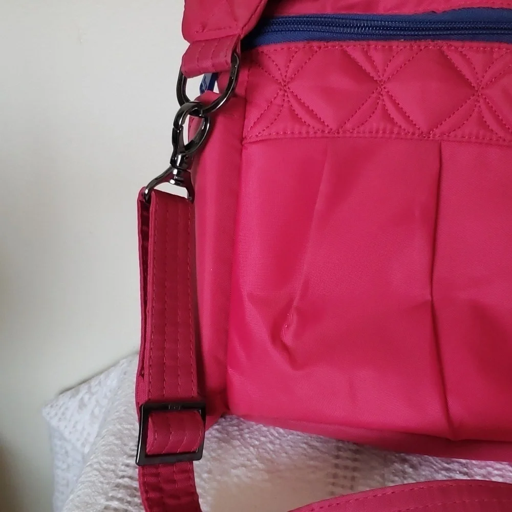 Lug 'swing' crossbody bag, hot pink, 3 sectioned pockets.